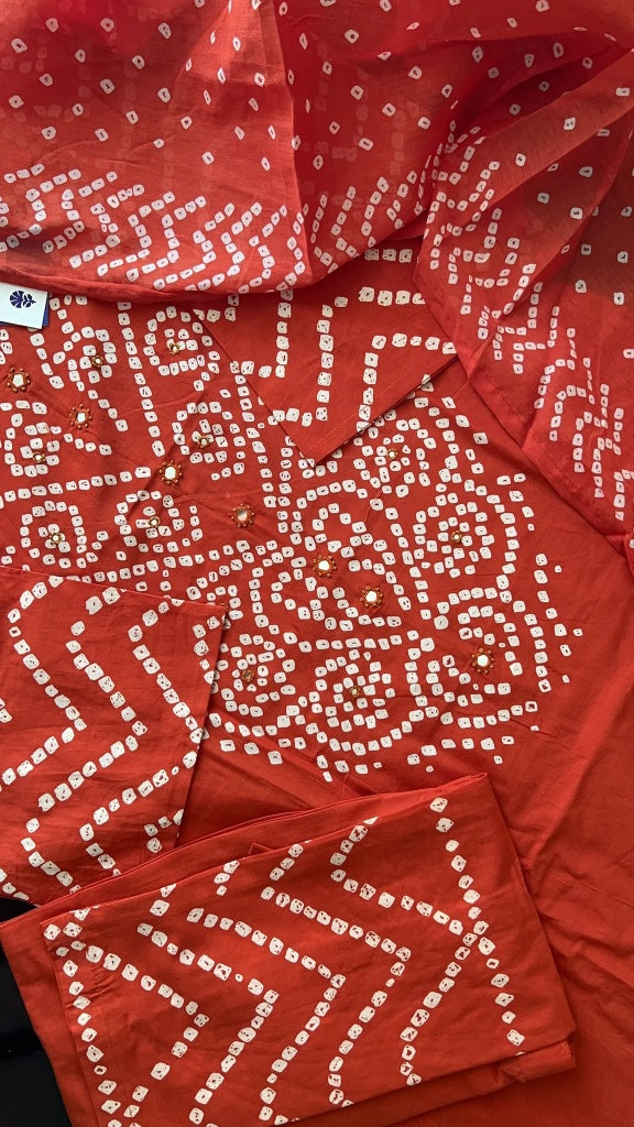 Women Bandhani Printed Regular Pure Cotton Kurta with Trousers & With Dupatta