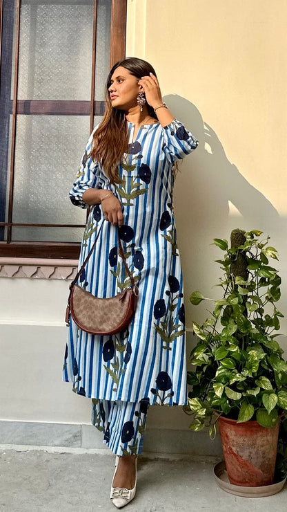Blue & White Floral Striped Women’s Kurta Set