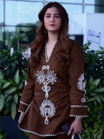 Women's Brown Embroidered Kurta Pant Set with White Floral Design