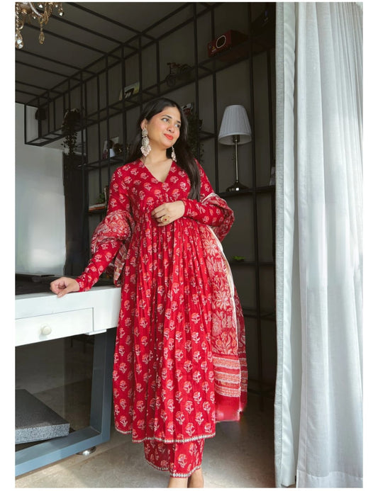 Red Floral Printed Cotton Kurta Pant Set with Dupatta for Women