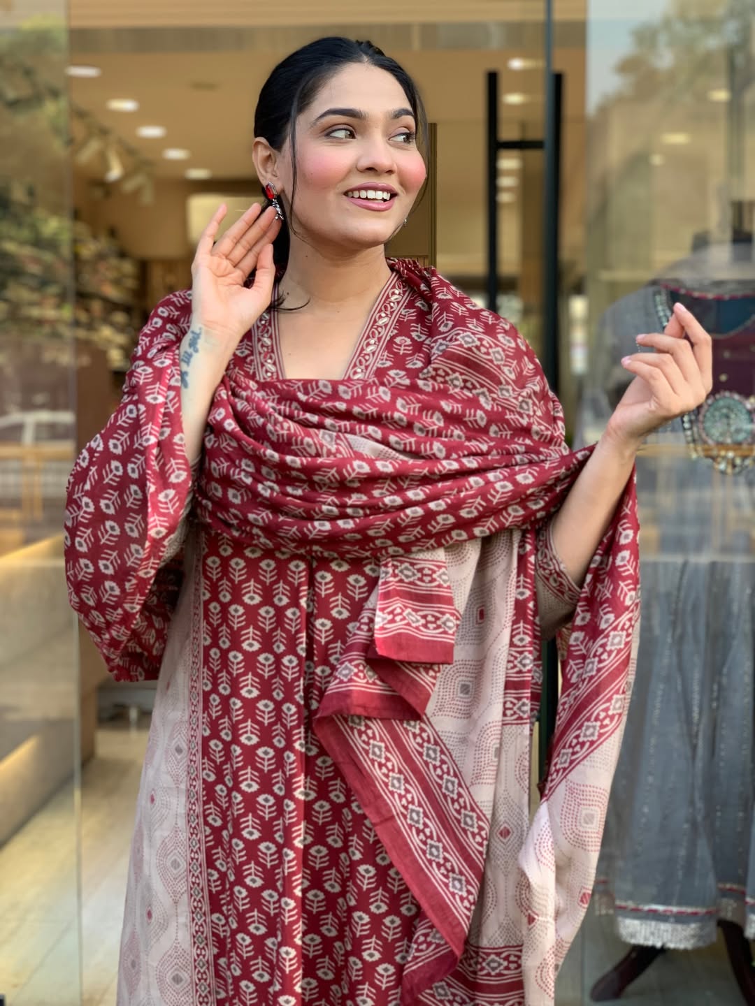 Maroon Printed Kurta Pant Dupatta Set