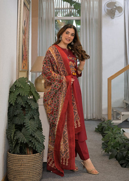 Maroon Embroidered Kurta Pant Dupatta Set