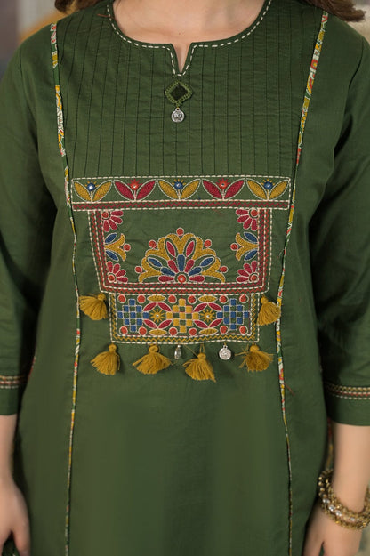Olive Green Embroidered Kurta Pant Dupatta Set
