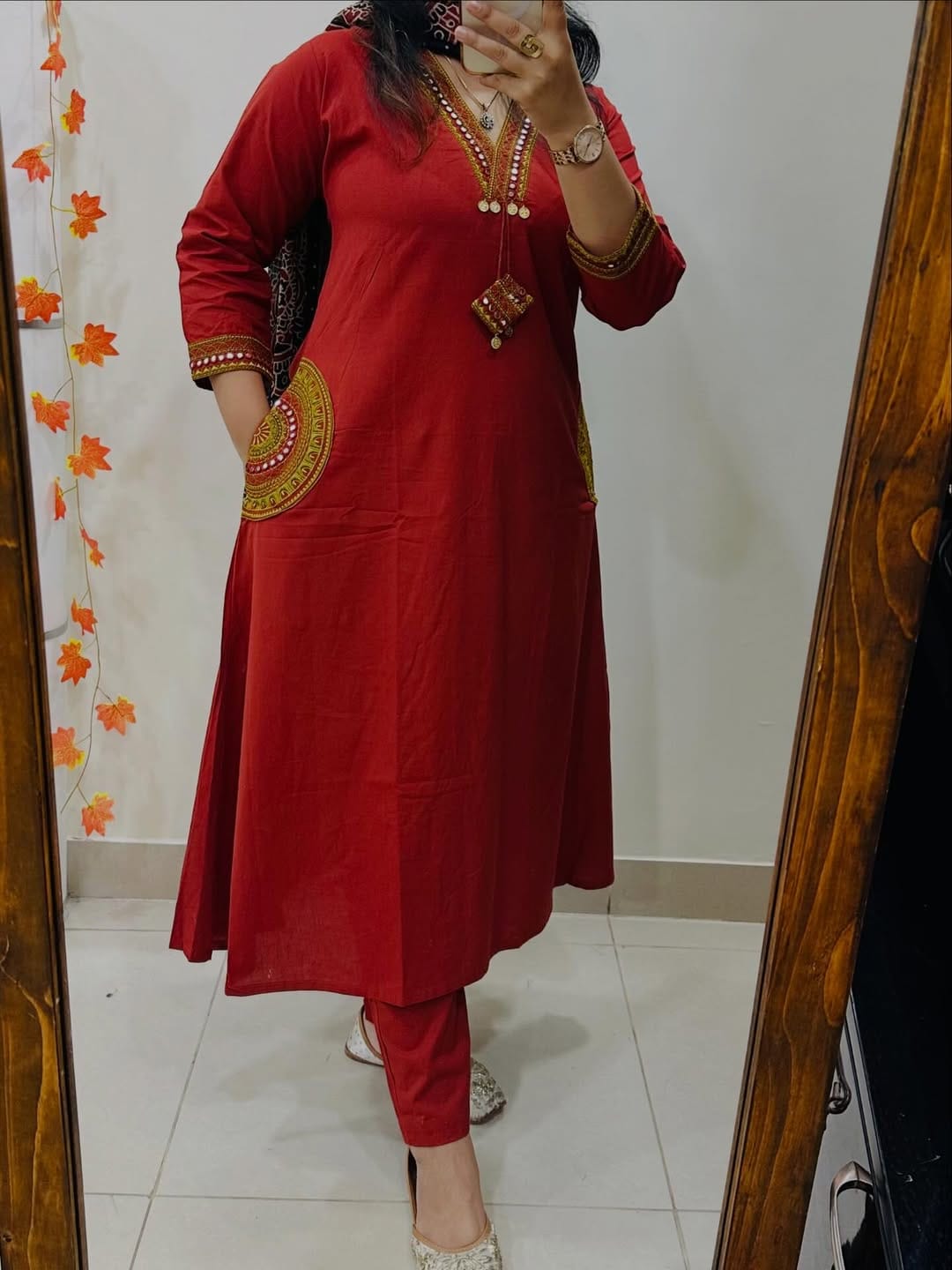 Crimson Handcrafted Kurta Set with Printed Black Dupatta