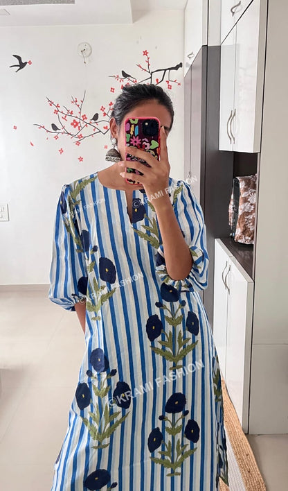 Blue & White Floral Striped Women’s Kurta Set